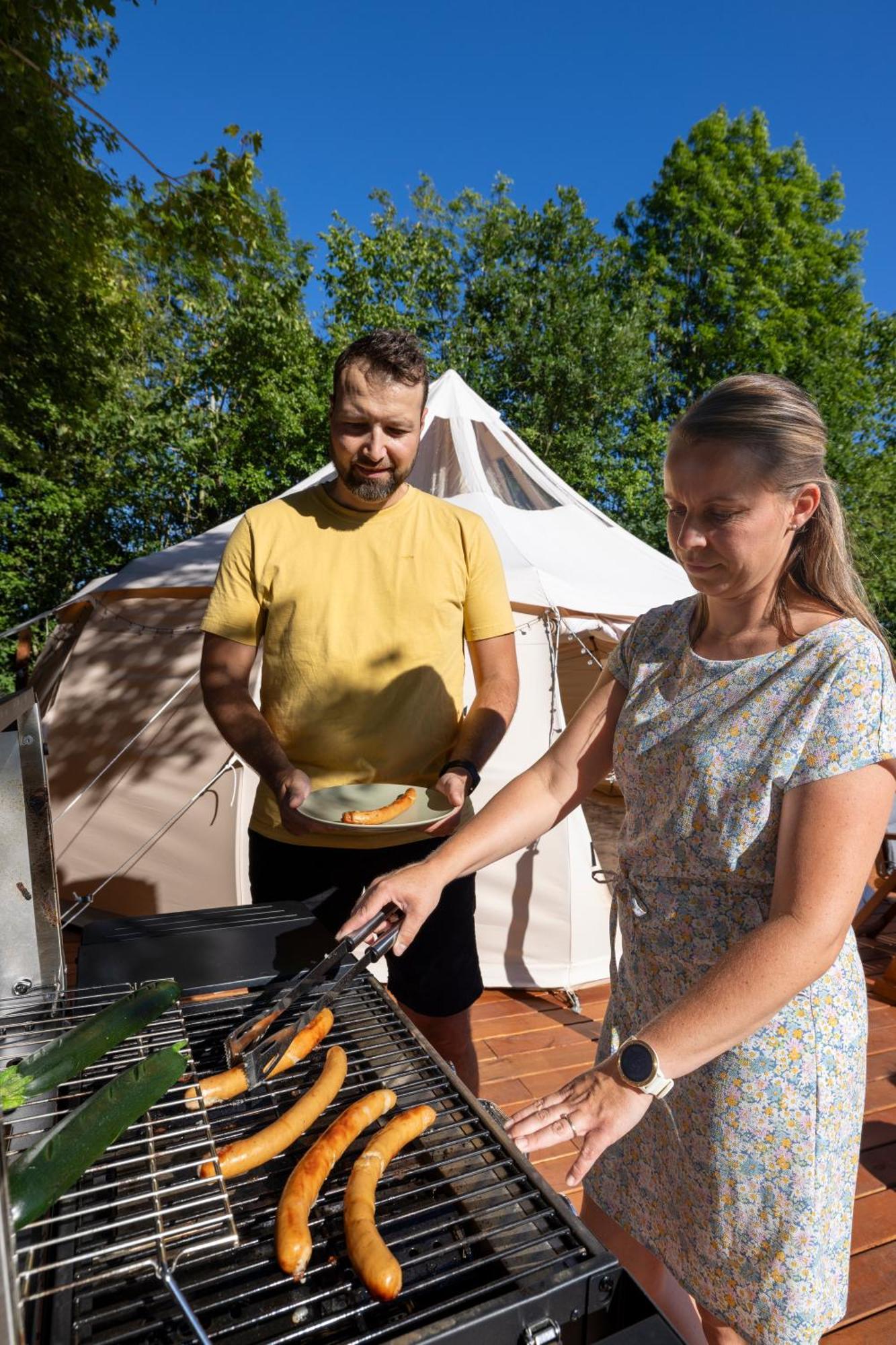 Hotel Holmegaard Vin Og Glamping Dannemare Esterno foto