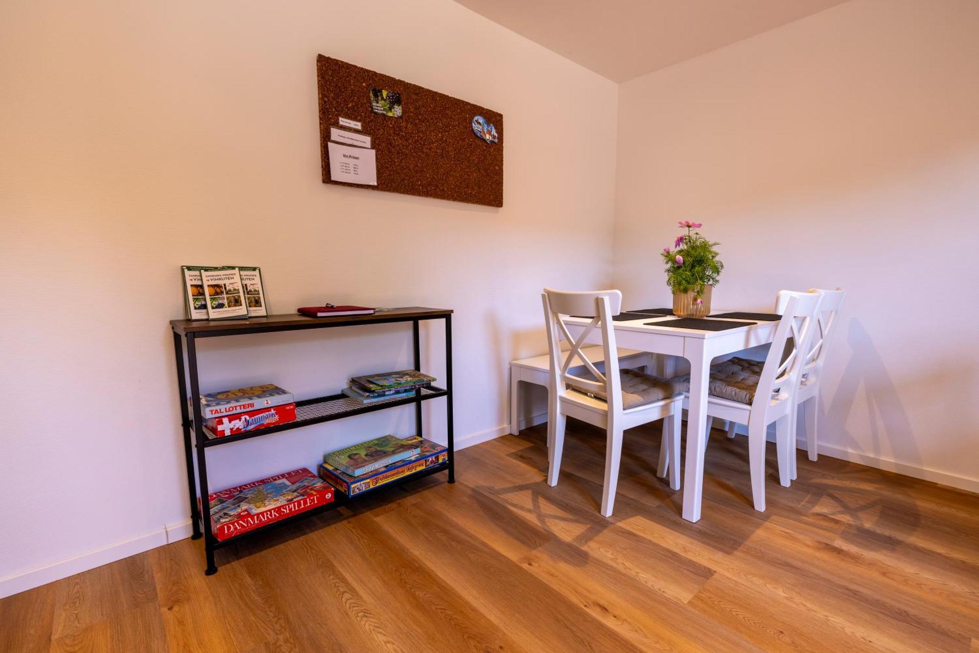 Hotel Holmegaard Vin Og Glamping Dannemare Esterno foto