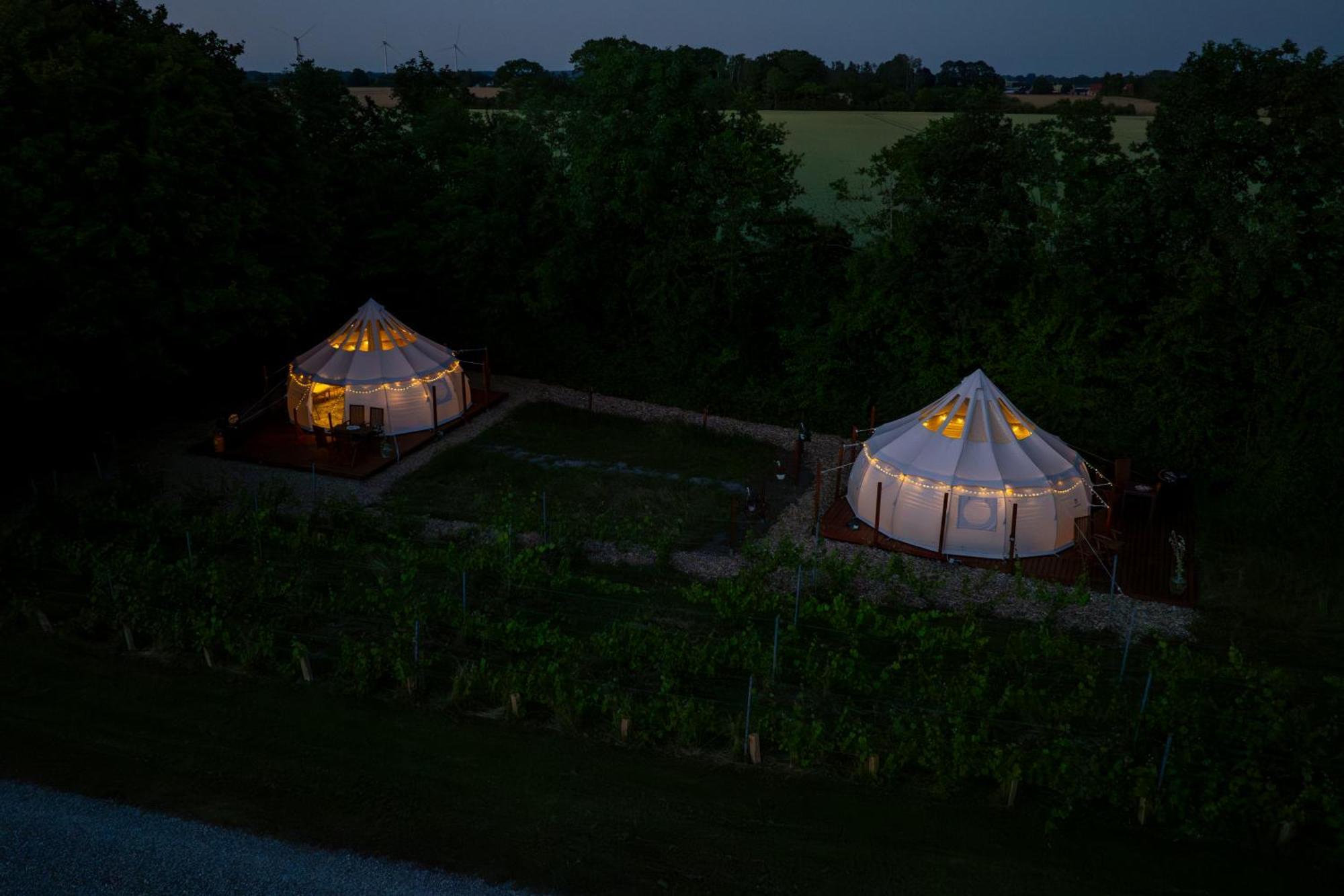 Hotel Holmegaard Vin Og Glamping Dannemare Esterno foto