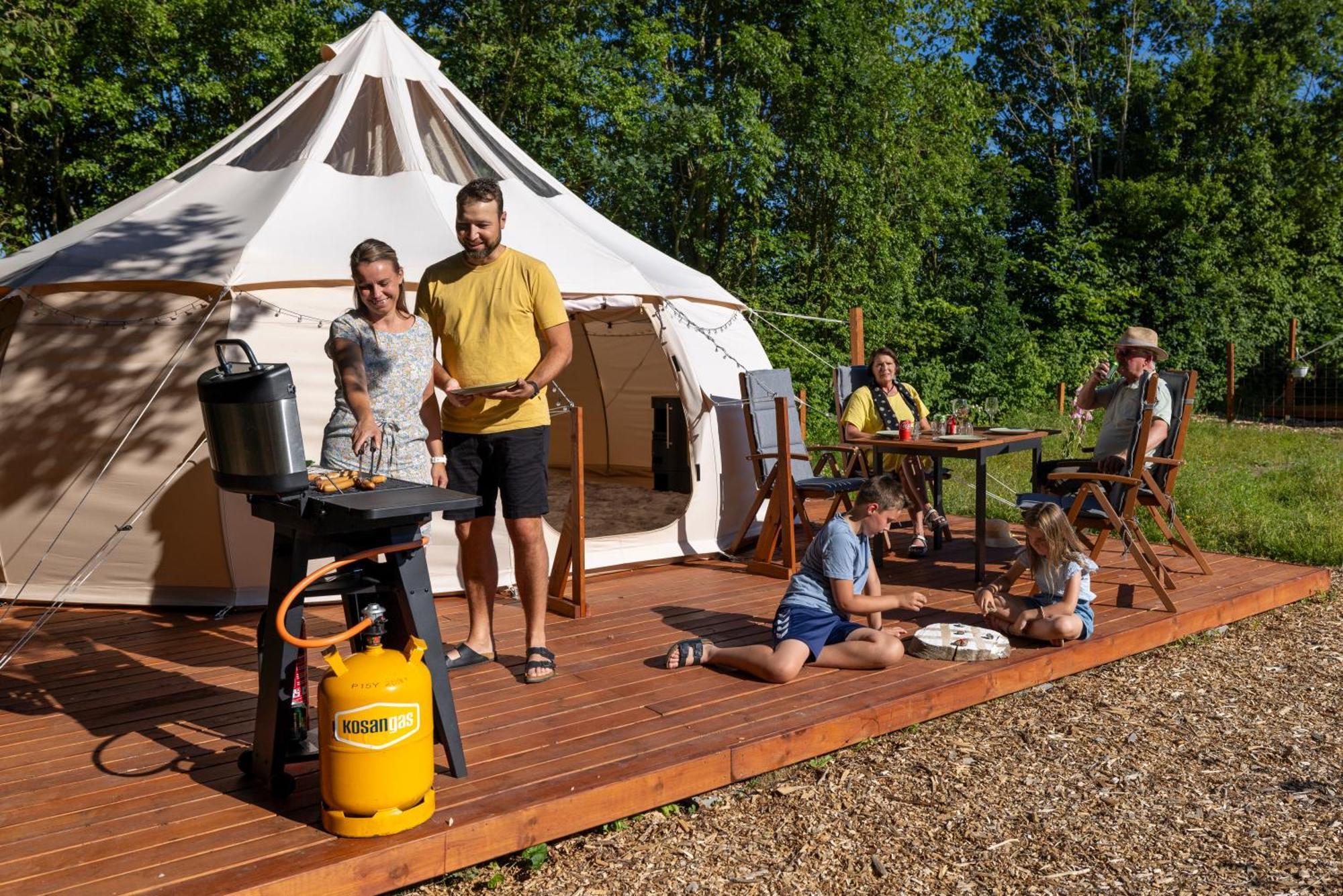 Hotel Holmegaard Vin Og Glamping Dannemare Esterno foto